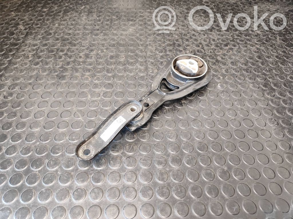 Skoda Kamiq Engine mount bracket 