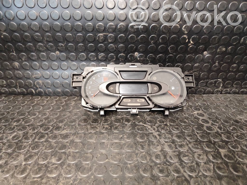 Renault Captur Speedometer (instrument cluster) 