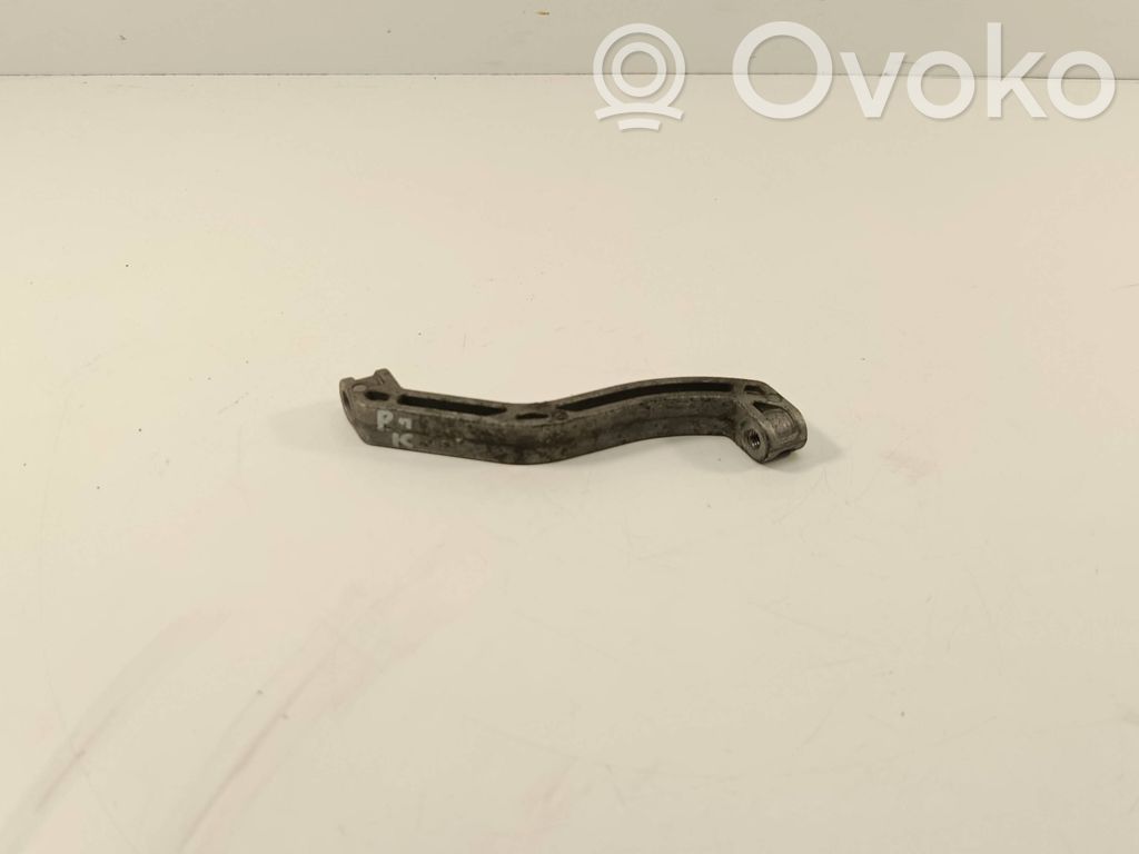 Skoda Octavia Mk3 (5E) Engine mounting bracket 