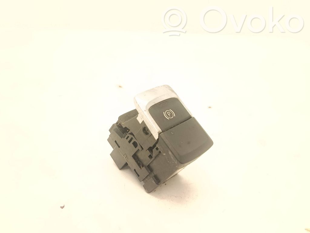 Audi Q3 8U Przycisk / Włącznik hamulca ręcznego 