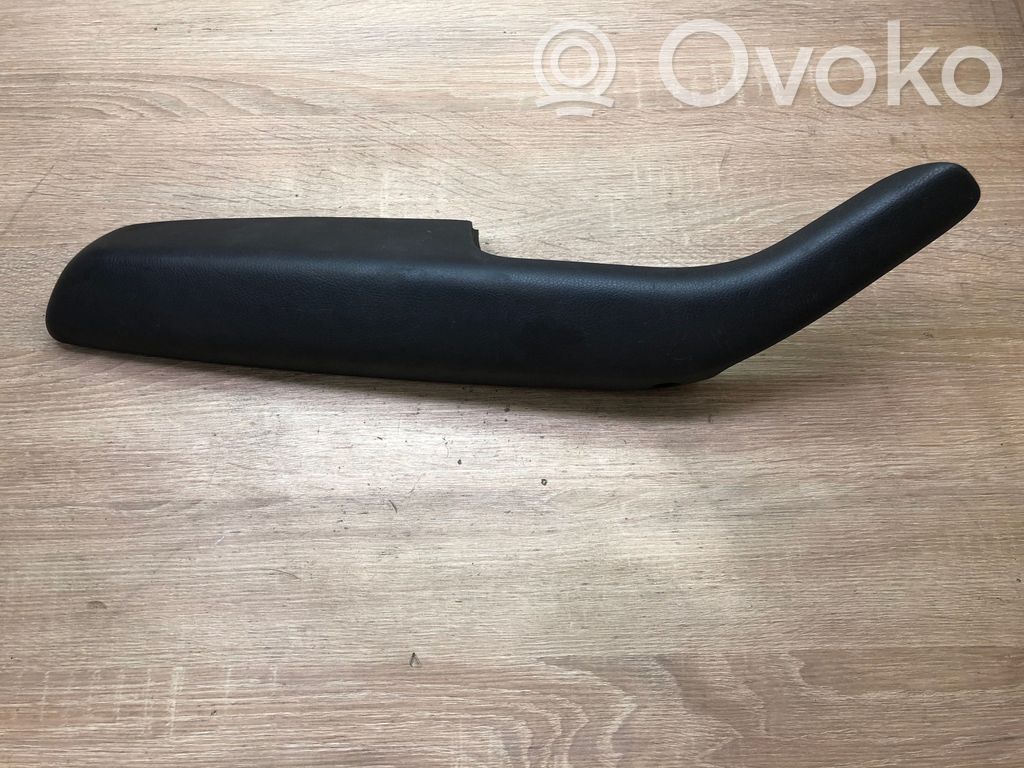 Obudowa klamki wewnętrznej drzwi przednich   4F1867105A