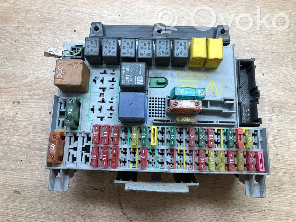 Opel Astra G Sulakemoduuli 