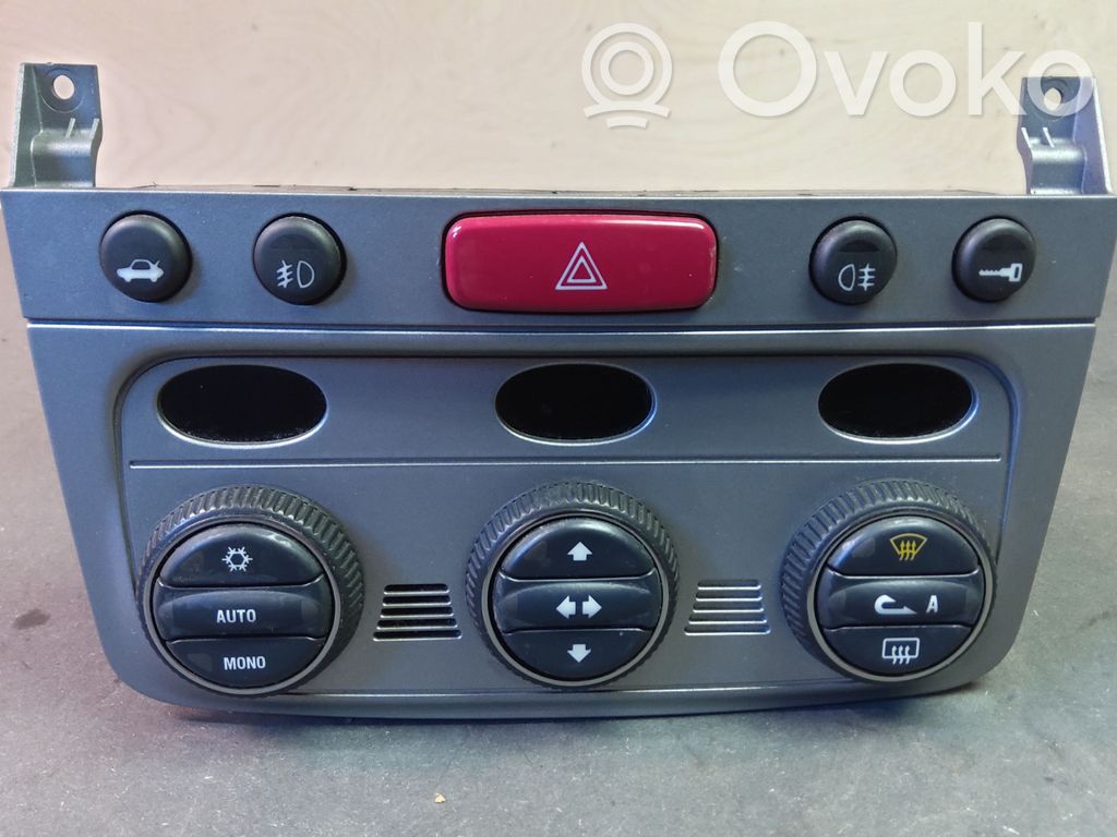 Peugeot 407 Climate control unit 
