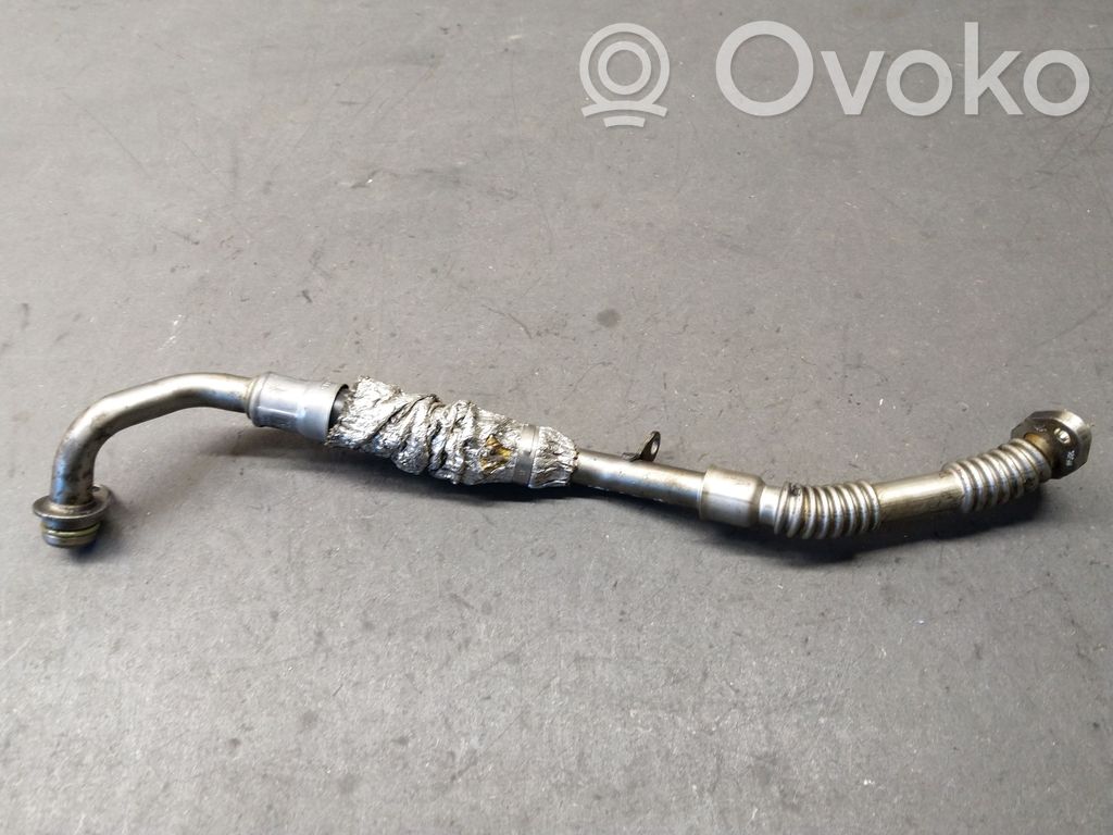 Audi A6 S6 C6 4F Turboahtimen öljyletku 