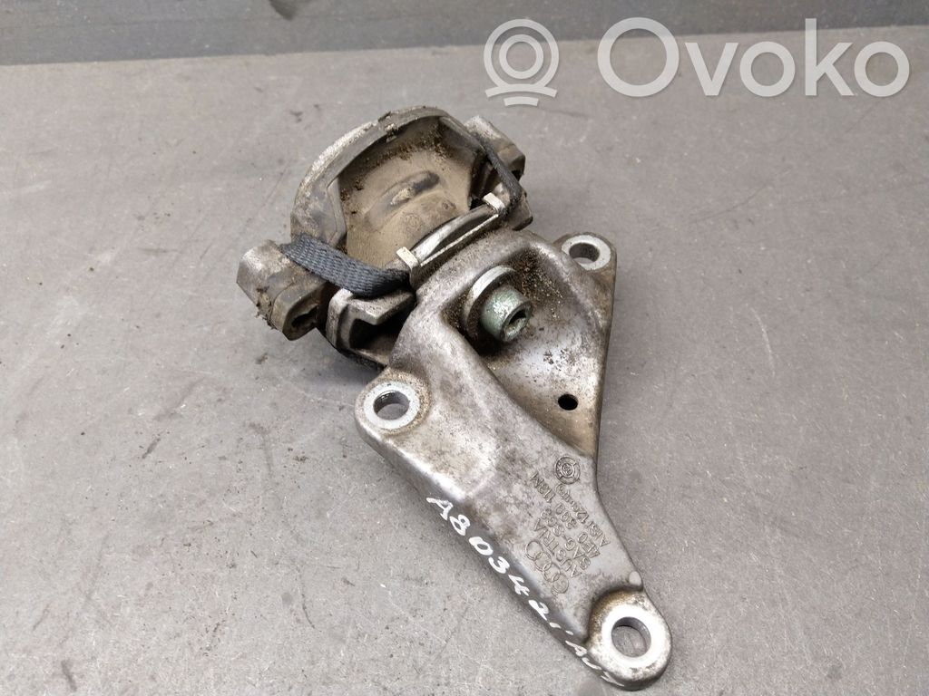 Łapa / Mocowanie skrzyni biegów   4E0399113M,4E0399151AH