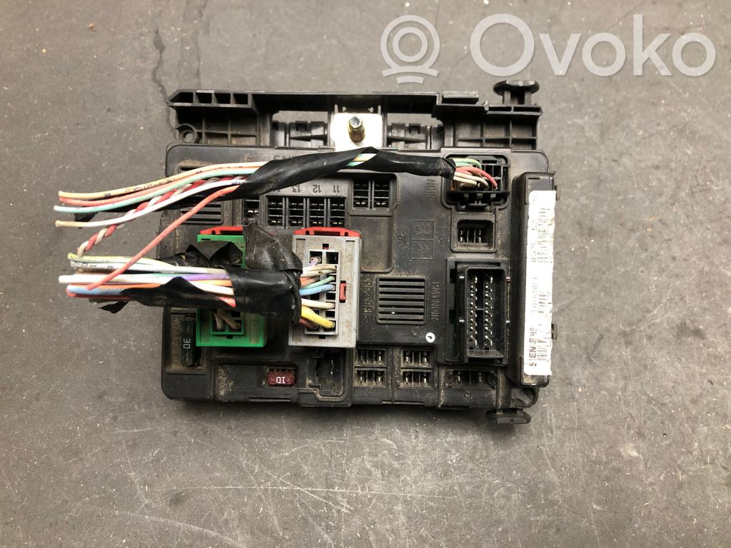 Peugeot 307 Módulo de fusible 