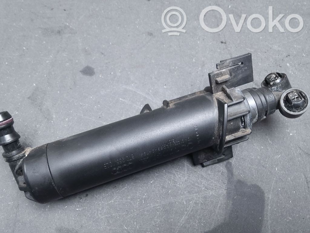 Audi A5 8T 8F Dysza spryskiwacza lampy przedniej 