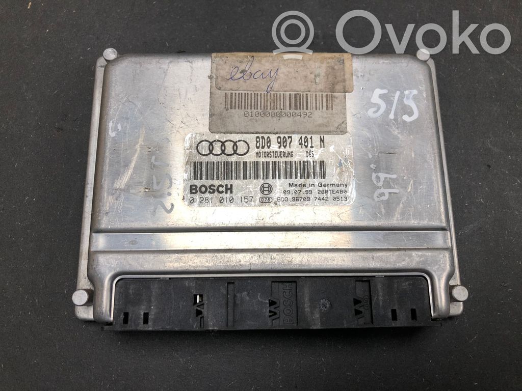 Audi A4 S4 B5 8D Moottorin ohjainlaite/moduuli 