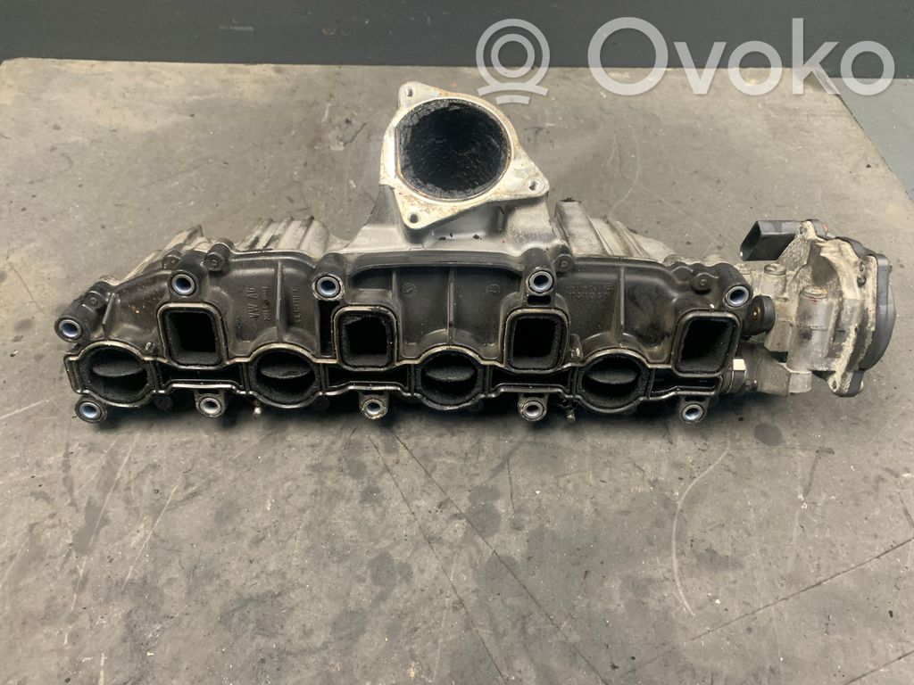 Audi A4 S4 B6 8E 8H Colector de admisión 