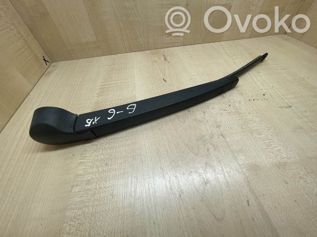 Volkswagen Golf VI Wycieraczka szyby tylnej 