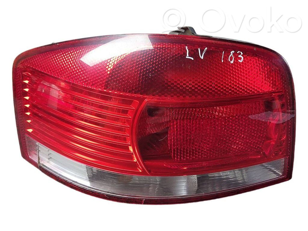 Audi A3 S3 A3 Sportback 8P Galinis žibintas kėbule 