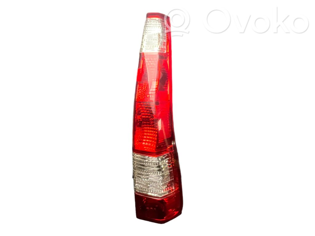 Lampy tylnej klapy bagażnika   P5006,2VP23803804