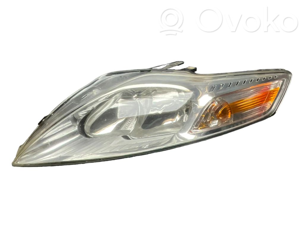 Ford Mondeo MK IV Phare frontale 