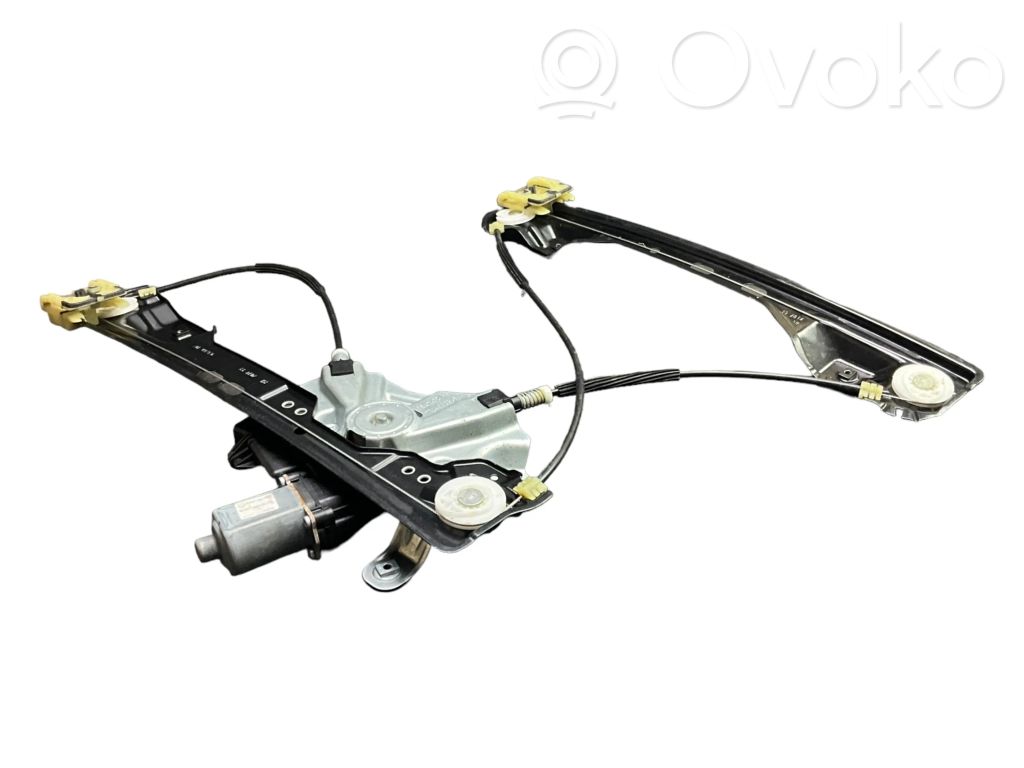 Opel Zafira C Elektryczny podnośnik szyby drzwi przednich 