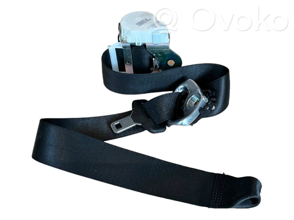 BMW 1 E82 E88 Front seatbelt 