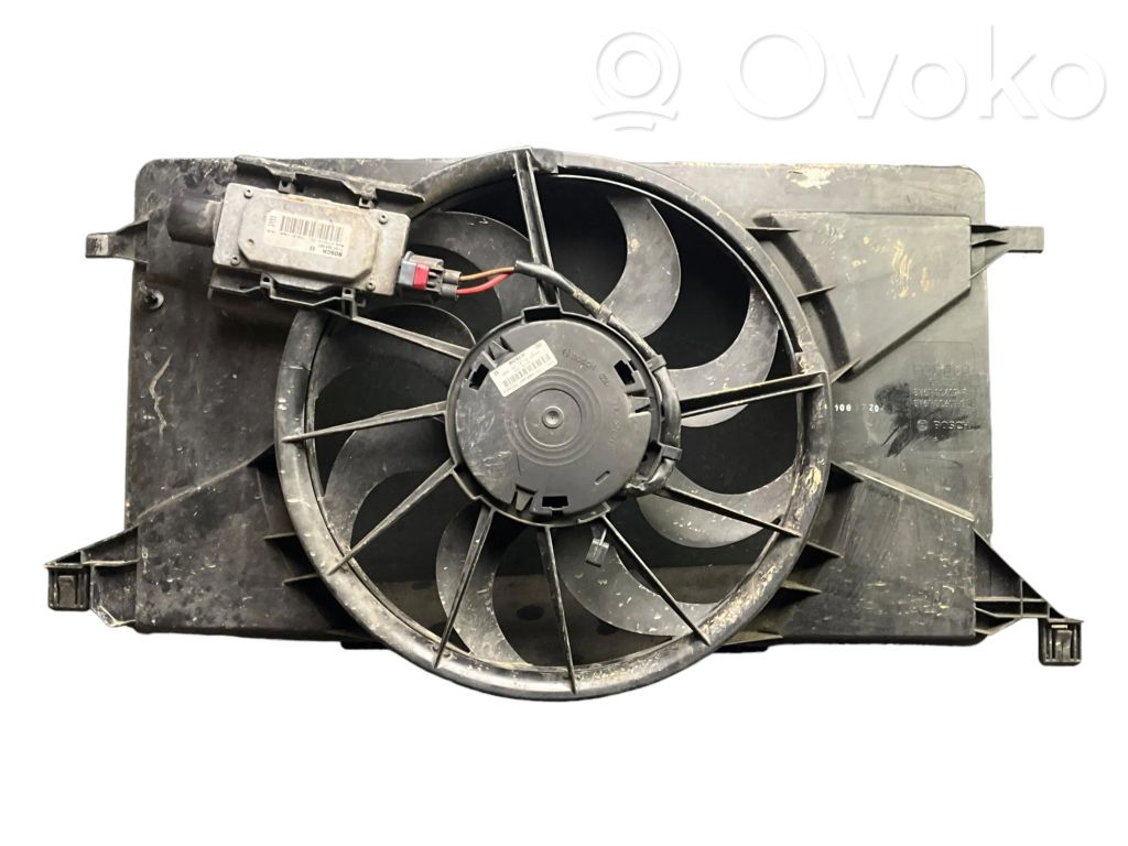 Ford Focus Elektrisks radiatoru ventilators 