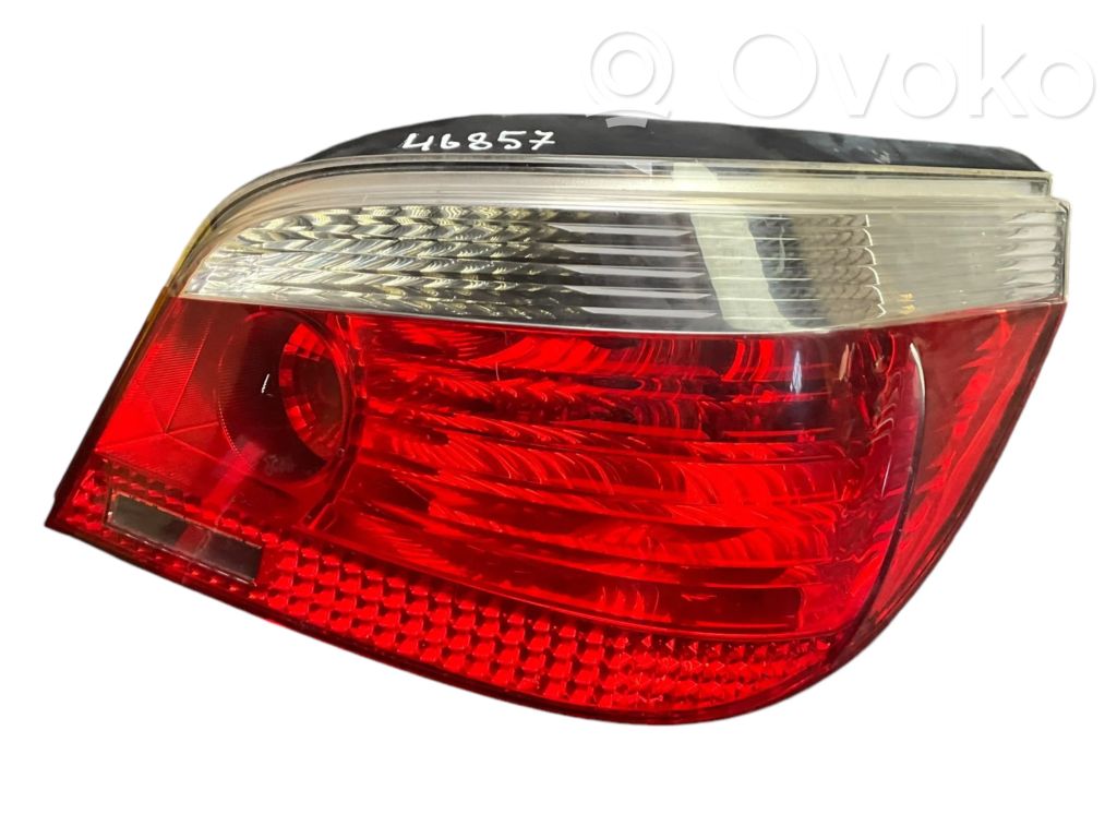 BMW 5 E39 Galinis žibintas kėbule 