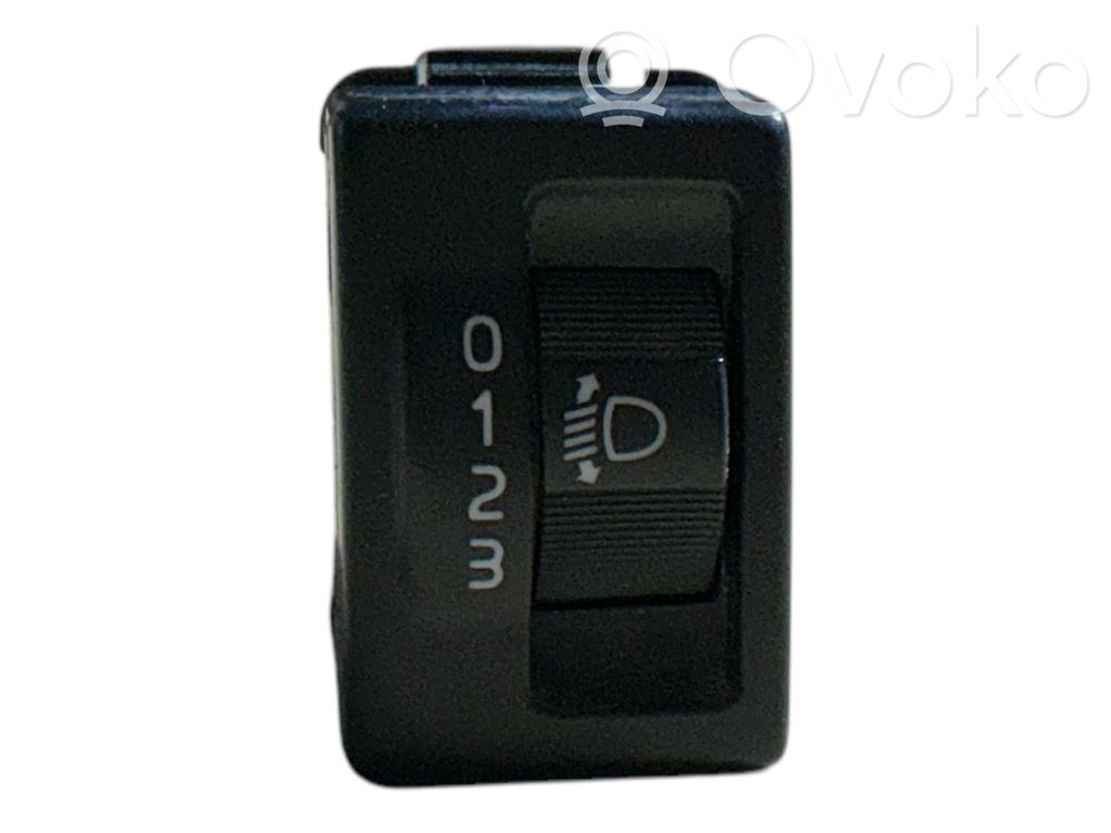 Isuzu D-Max Headlight level height control switch 