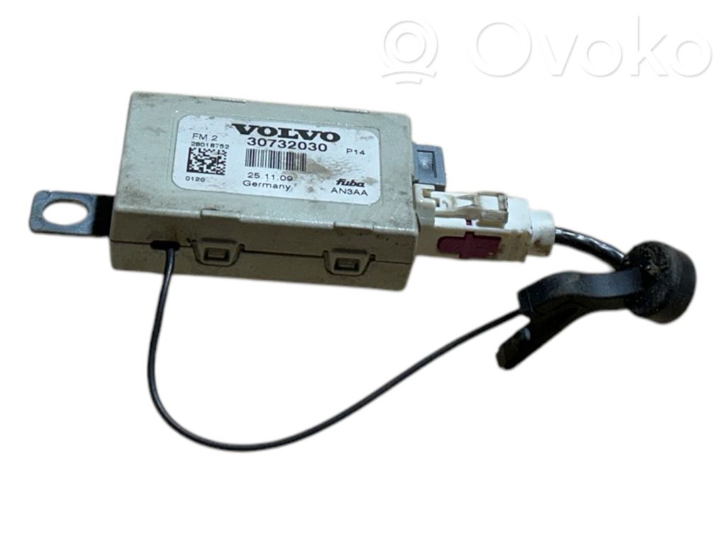 Volvo C30 Antenos stiprintuvas 