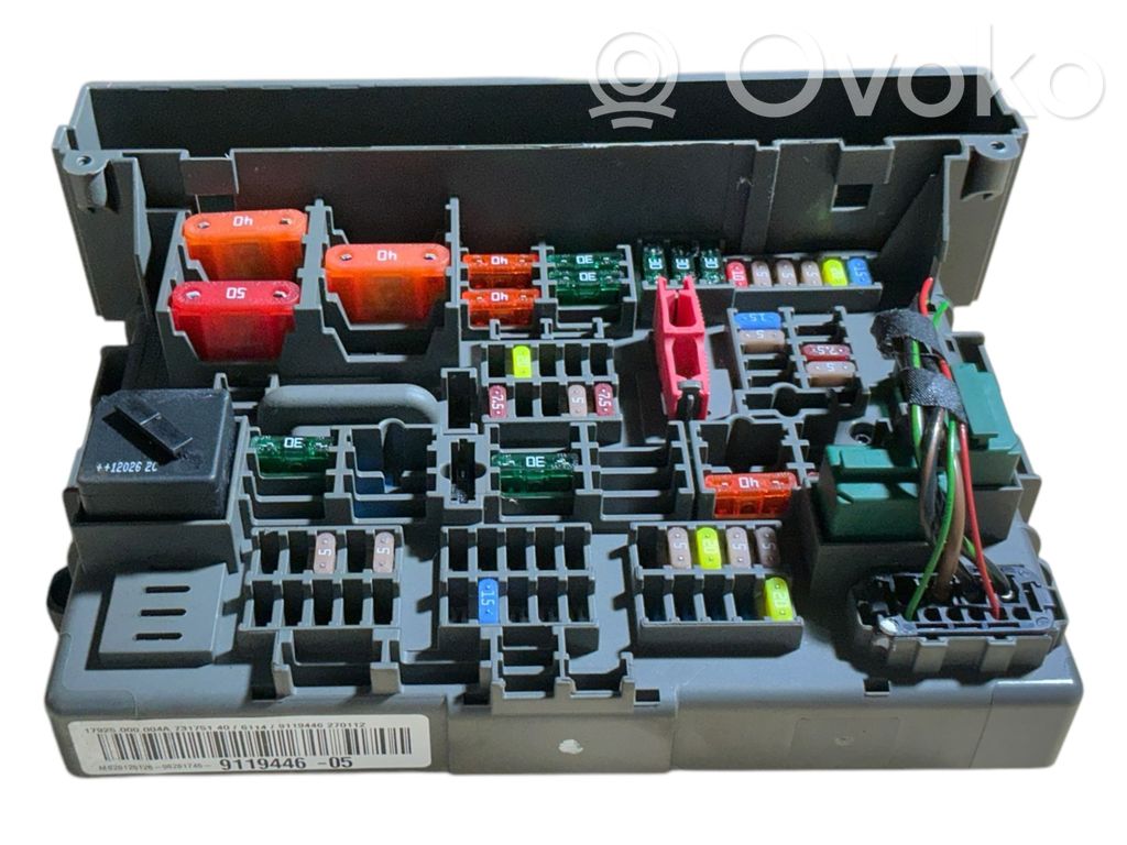 BMW 3 E90 E91 Sulakemoduuli 