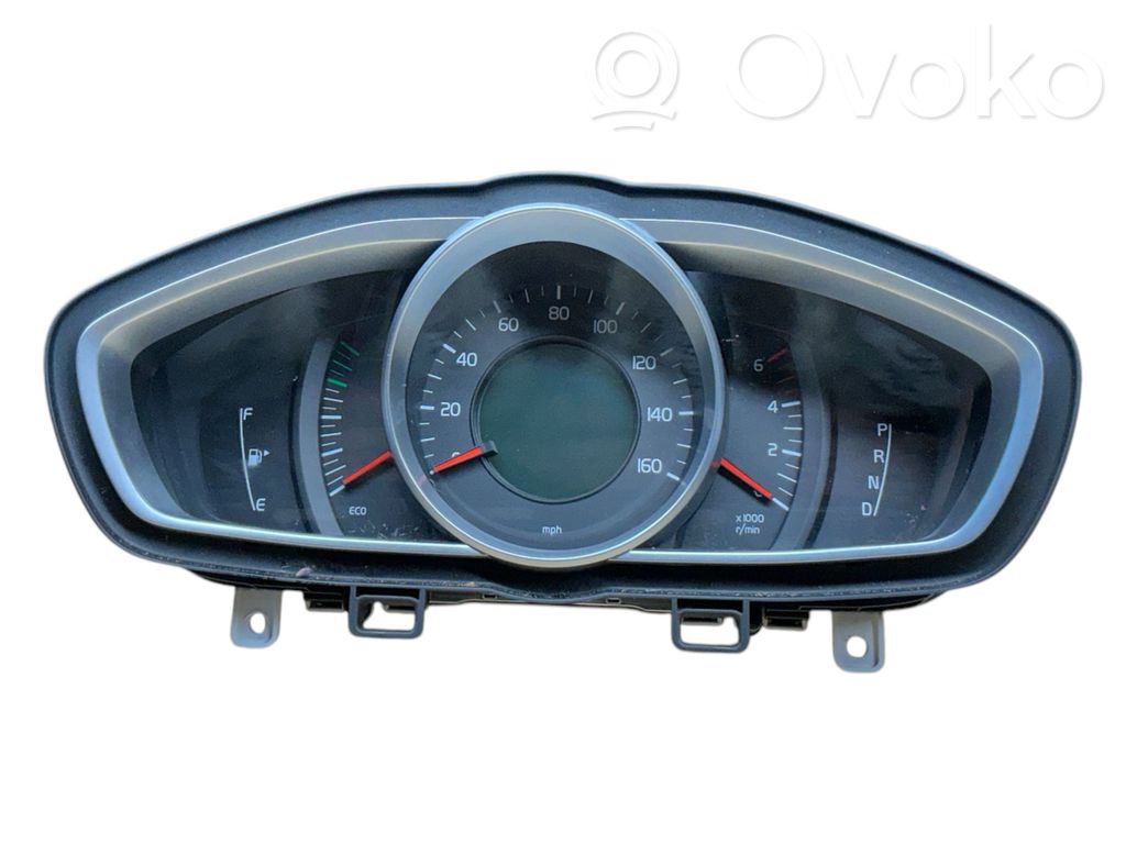 Volvo V40 Cross country Speedometer (instrument cluster) 