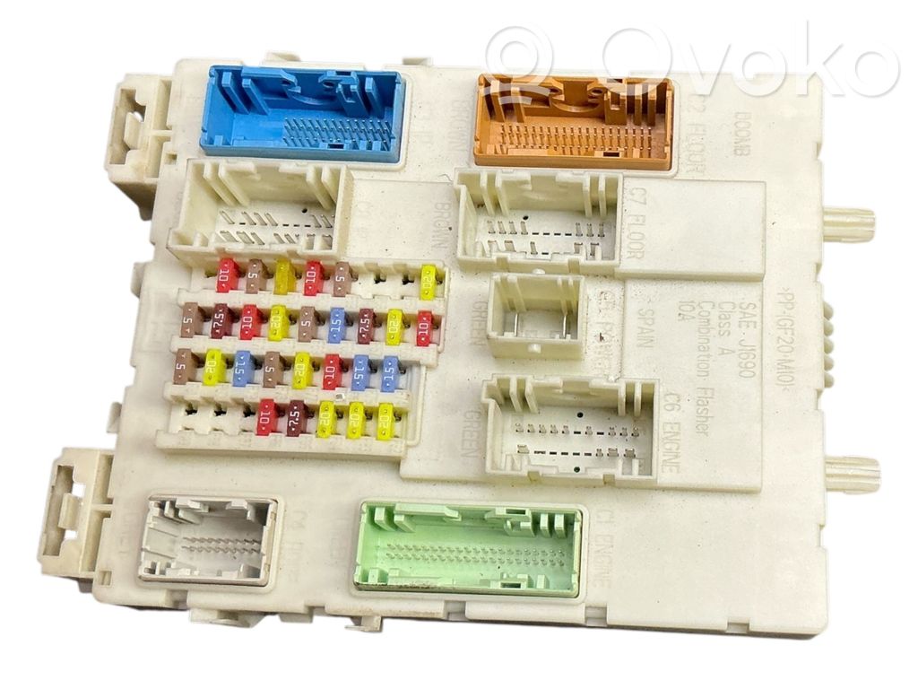 Ford C-MAX II Fuse module 