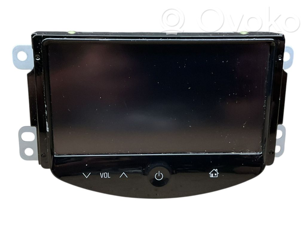 Chevrolet Trax Panel / Radioodtwarzacz CD/DVD/GPS 