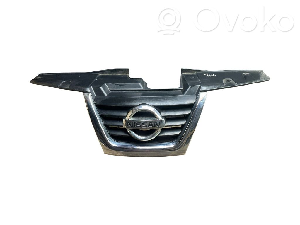 Nissan Juke I F15 Atrapa chłodnicy / Grill 