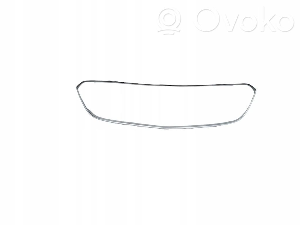 Opel Insignia B Etupuskurin ylempi jäähdytinsäleikkö 