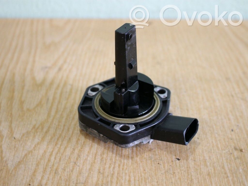 Volkswagen PASSAT B6 Oil level sensor 