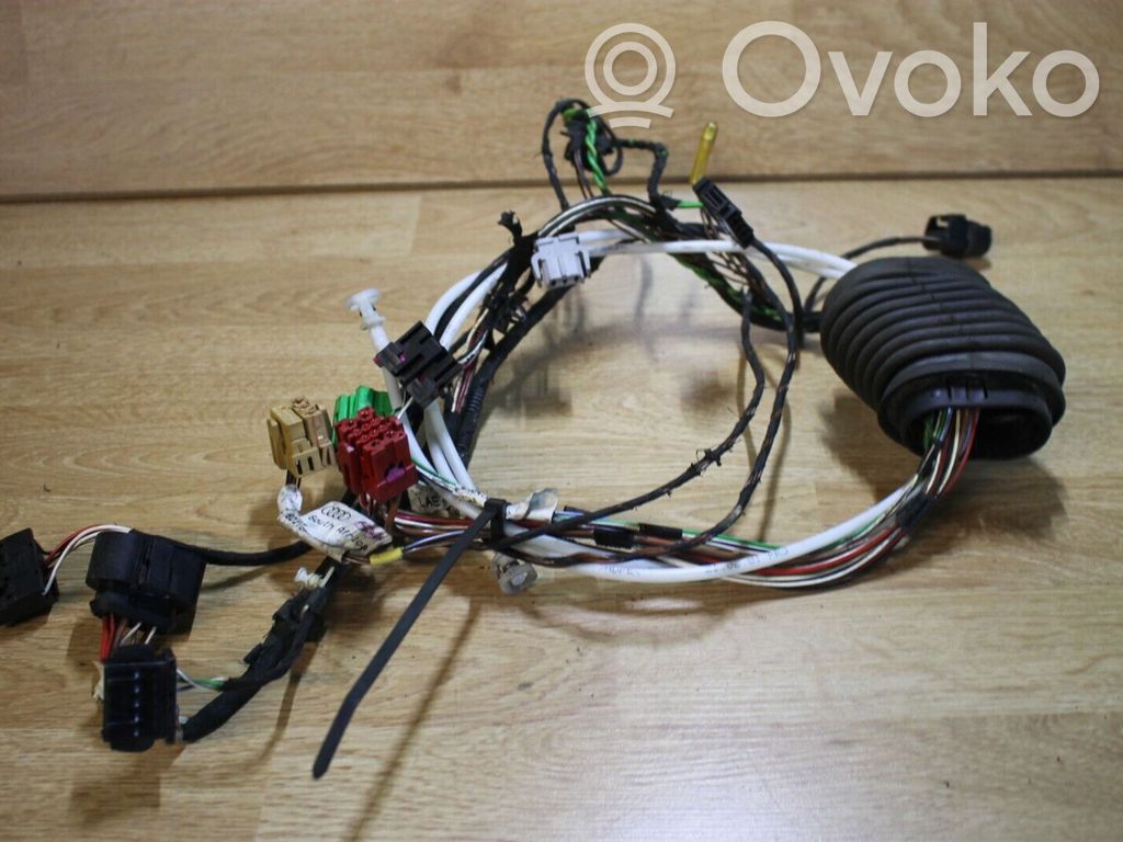 Arnés/cableado de puerta delantera   8D1971663AM