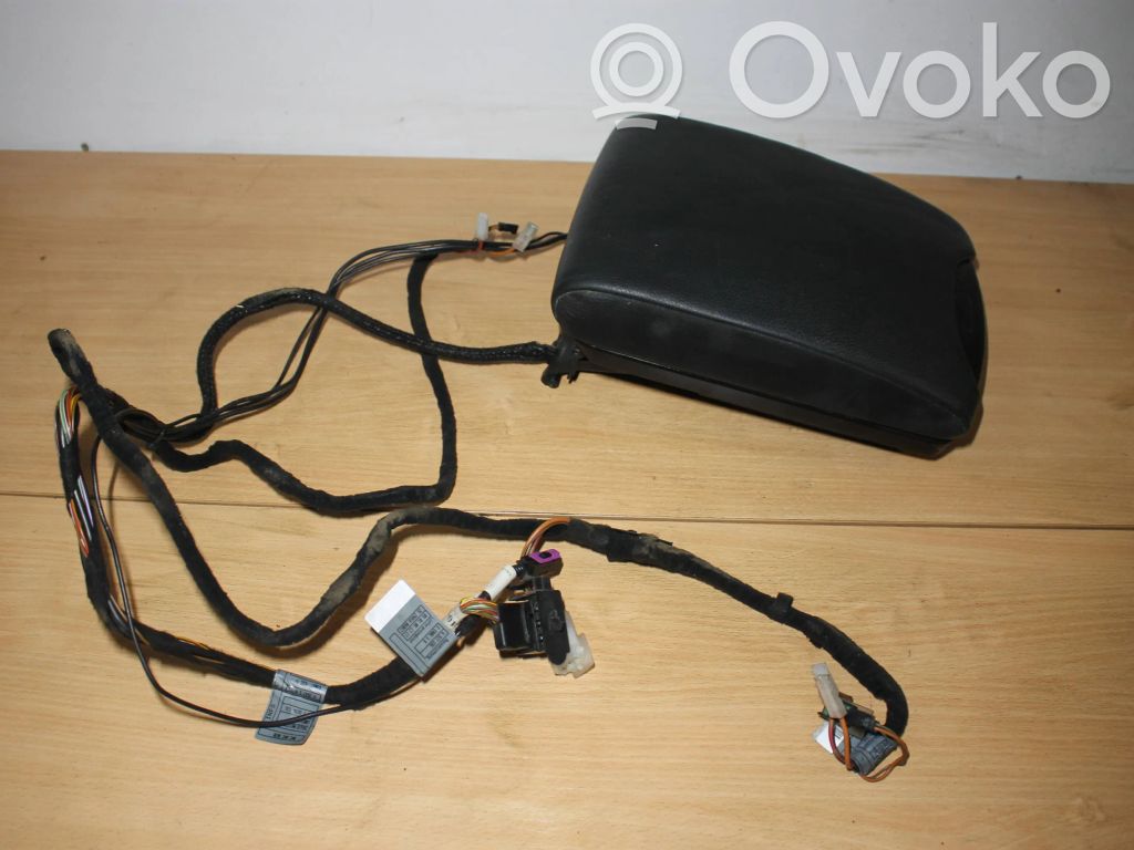 BMW X5 E53 Armrest 