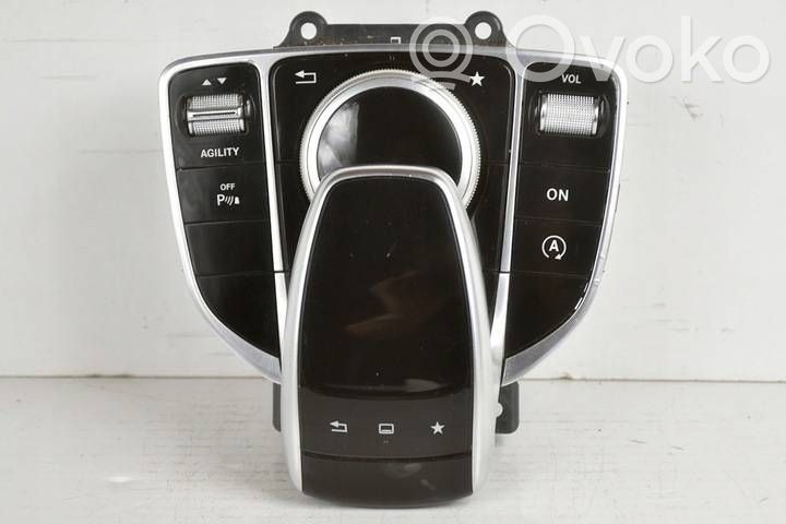 Mercedes-Benz C W205 Panel radia 