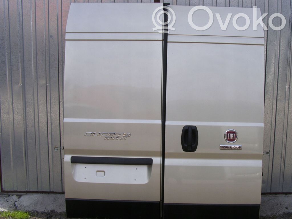 Fiat Ducato Galinės durys 