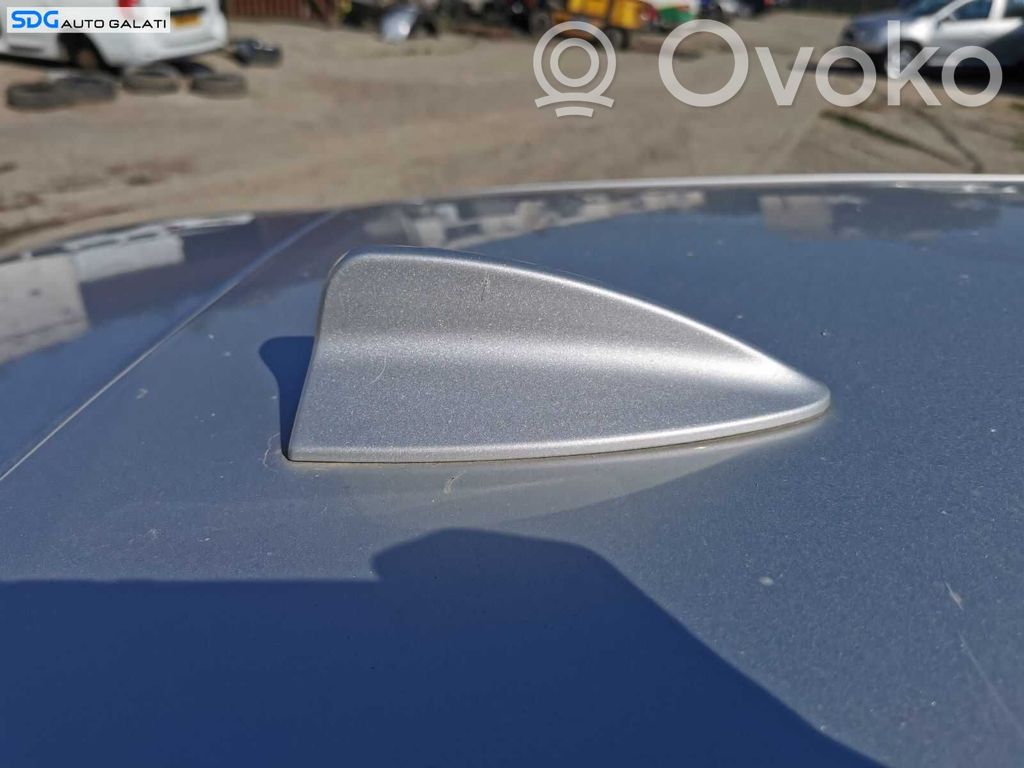 Radio antenna