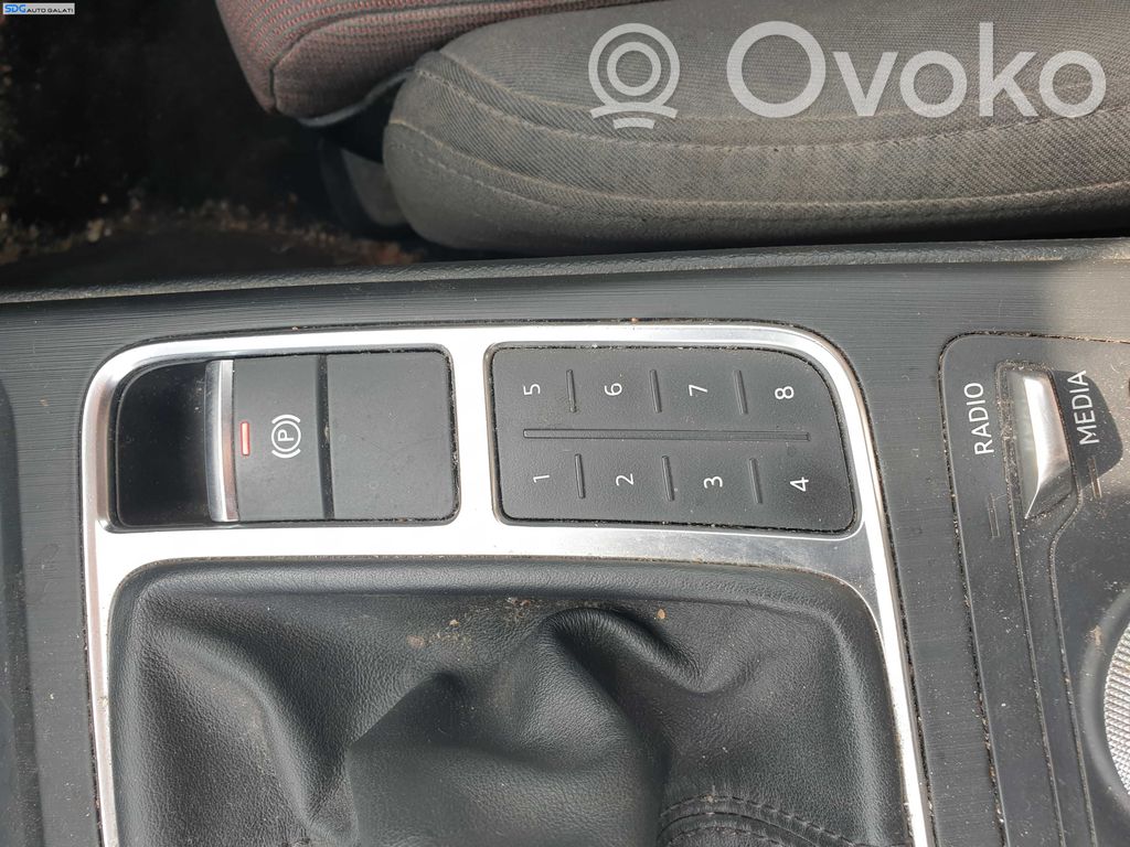 Audi A5 Przycisk / Włącznik hamulca ręcznego 