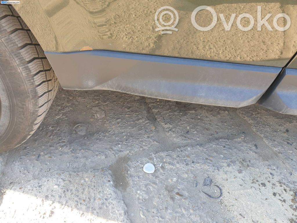 Land Rover Range Rover Sport L320 Apdaila galinių durų (moldingas) 