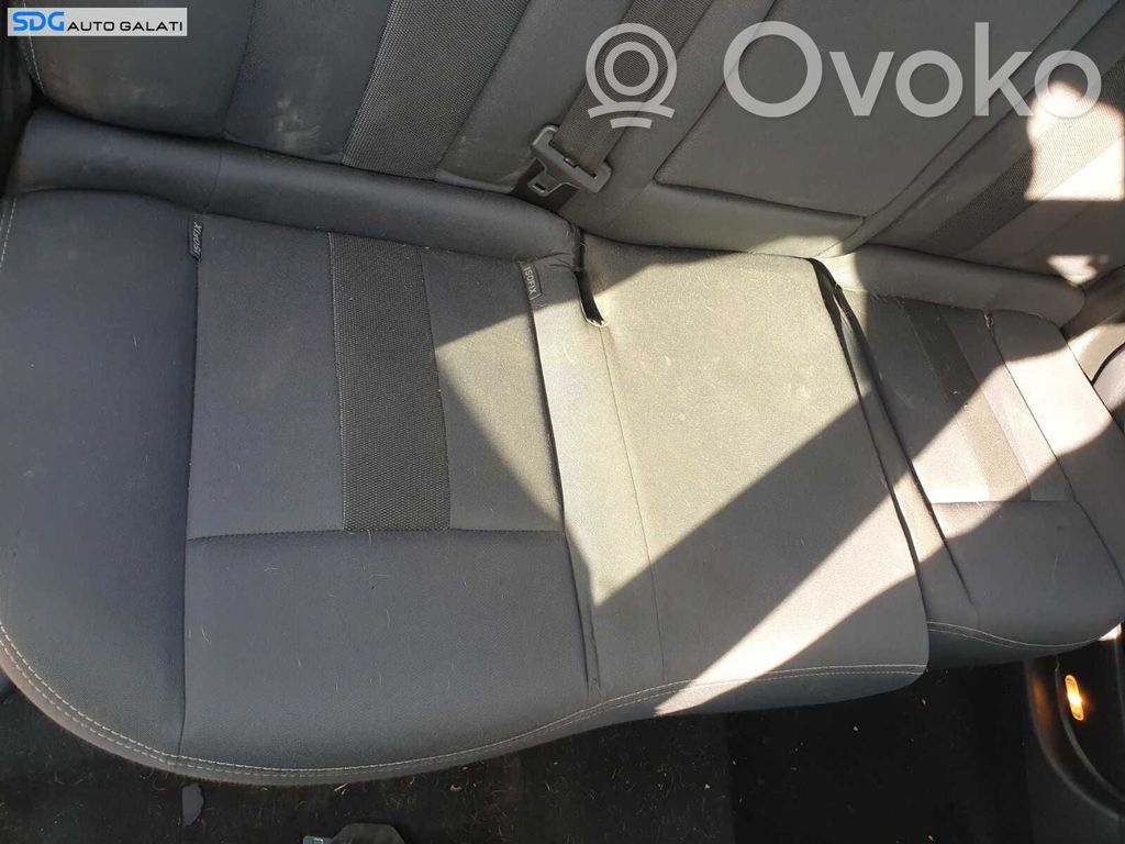 Renault Megane II Takaistuin 
