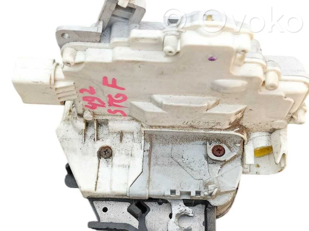 Audi A4 S4 B7 8E 8H Etuoven lukko 