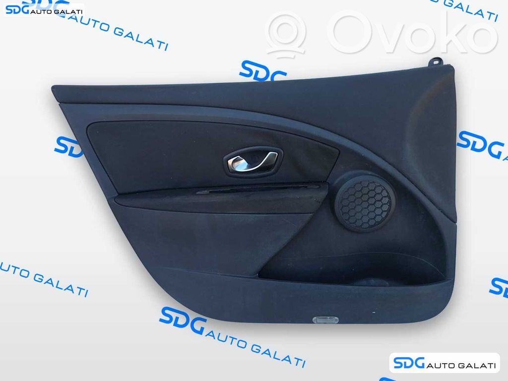 Renault Megane II Etuoven verhoilu 