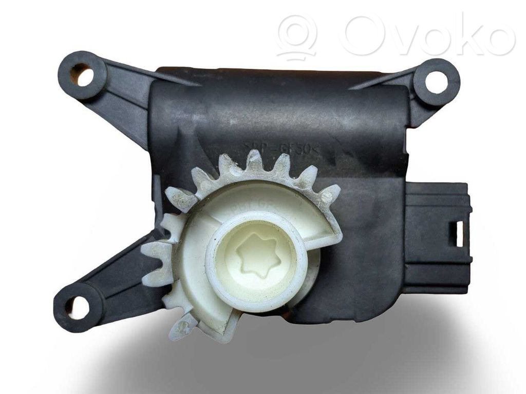 Volkswagen Touran I Moteur de ventilateur porte avant