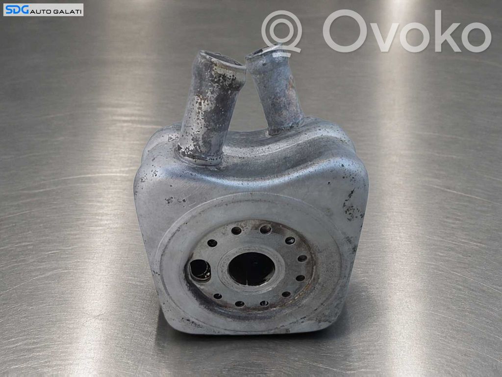 Audi A4 S4 B7 8E 8H Radiador del aceite del motor 
