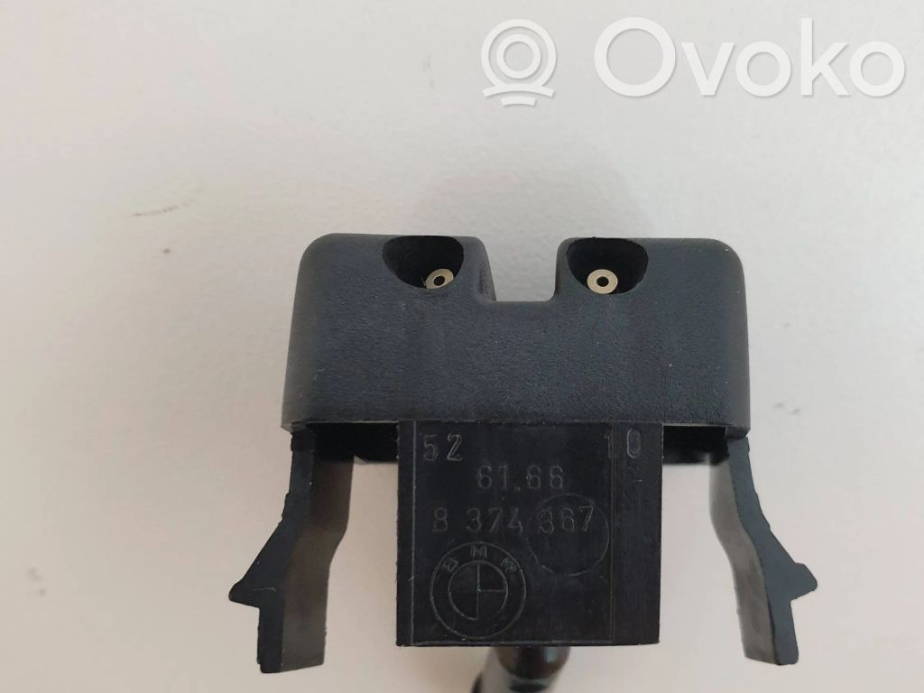 BMW 3 E46 Windshield washer spray nozzle 