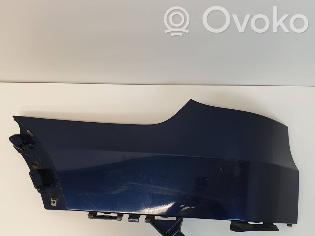 BMW X5 E70 Aizmugurē bampera stūra daļa 