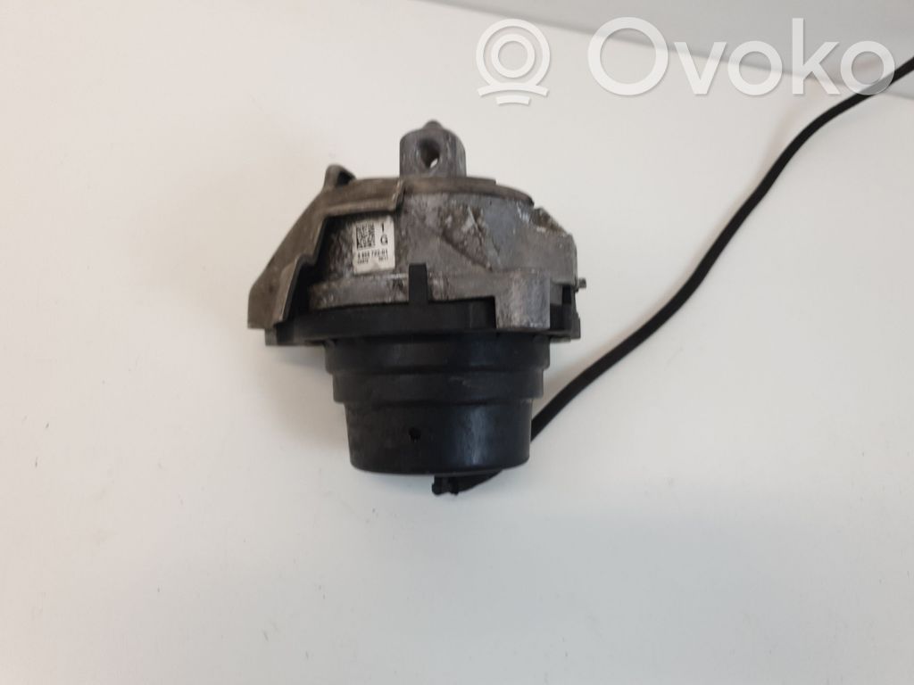 BMW X3 F25 Engine mount bracket 
