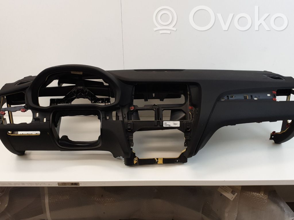 BMW X3 F25 Deska rozdzielcza 
