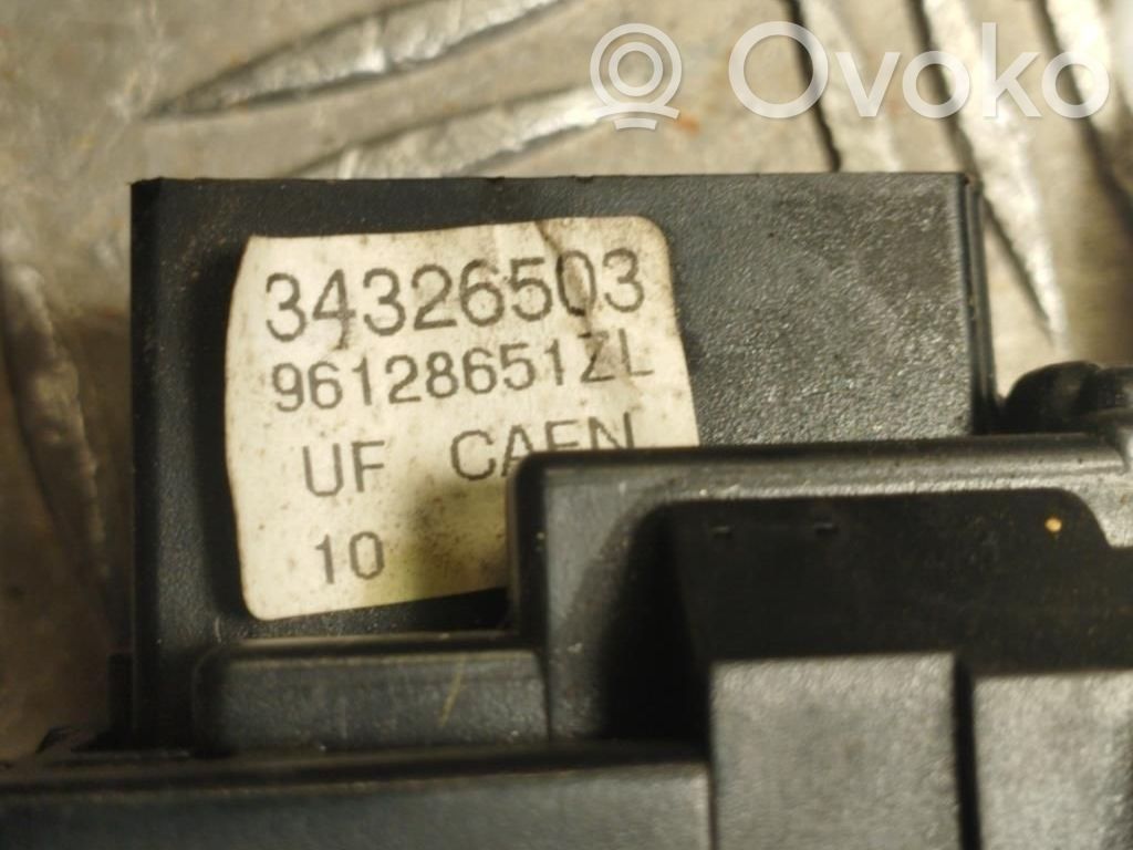 Peugeot 106 Manetka / Przełącznik wycieraczek 