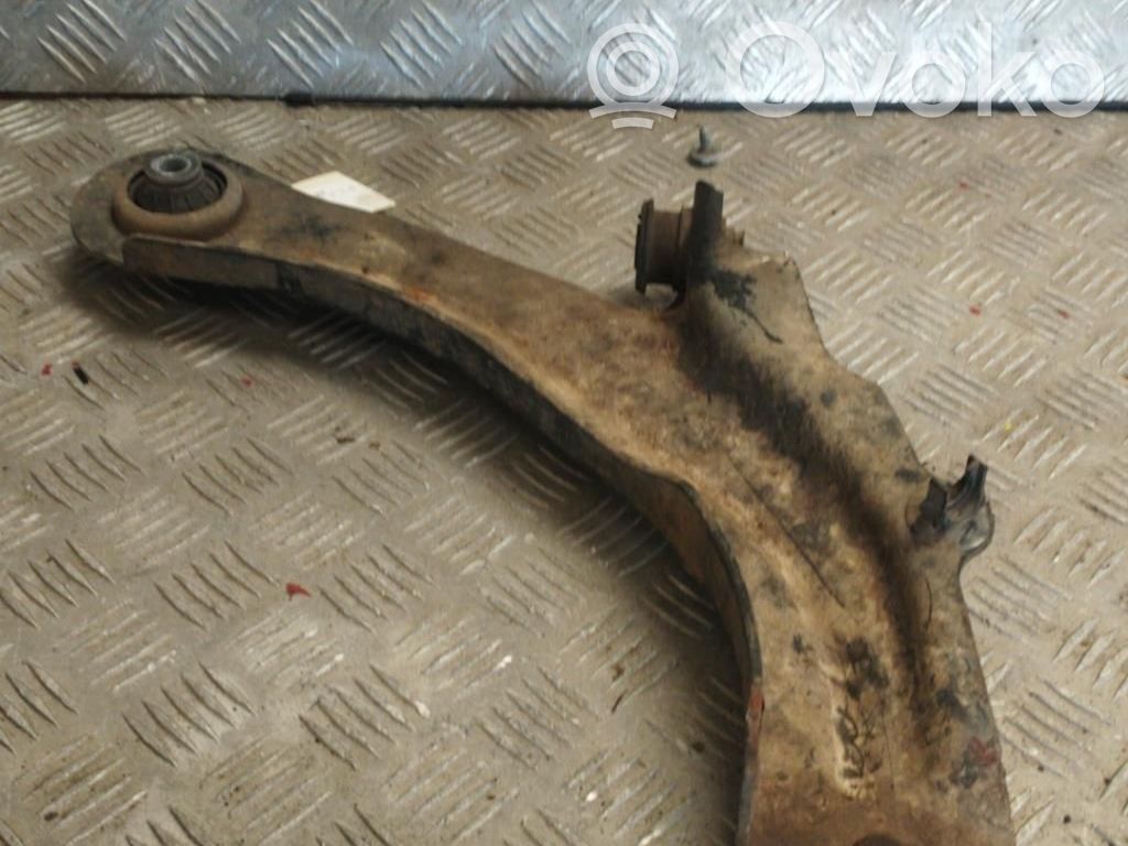 Renault Megane II Dolny wahacz przedni 