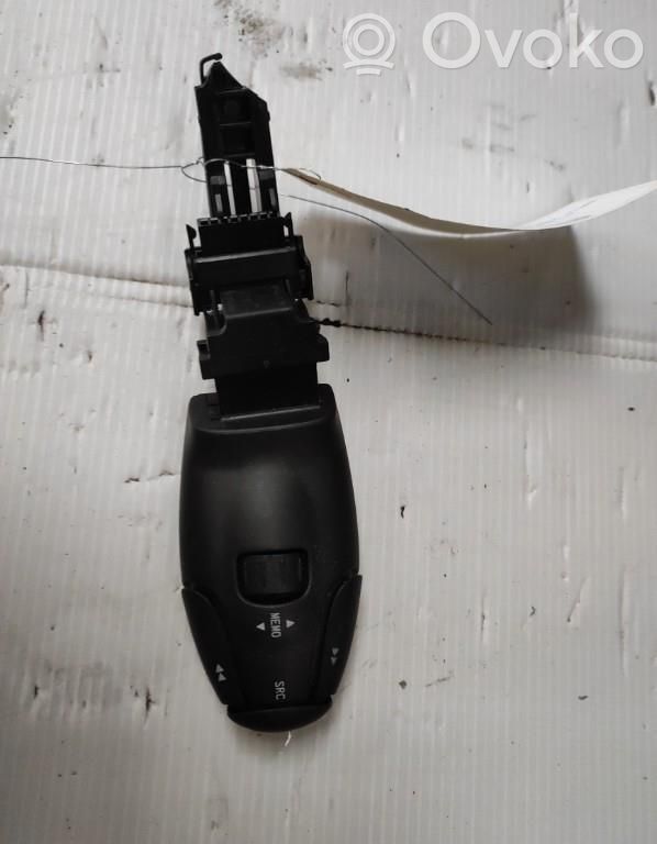 Peugeot 206+ Console centrale, commande de multimédia l'unité principale 