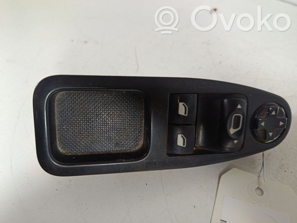 Electric window control switch   00006554ZL